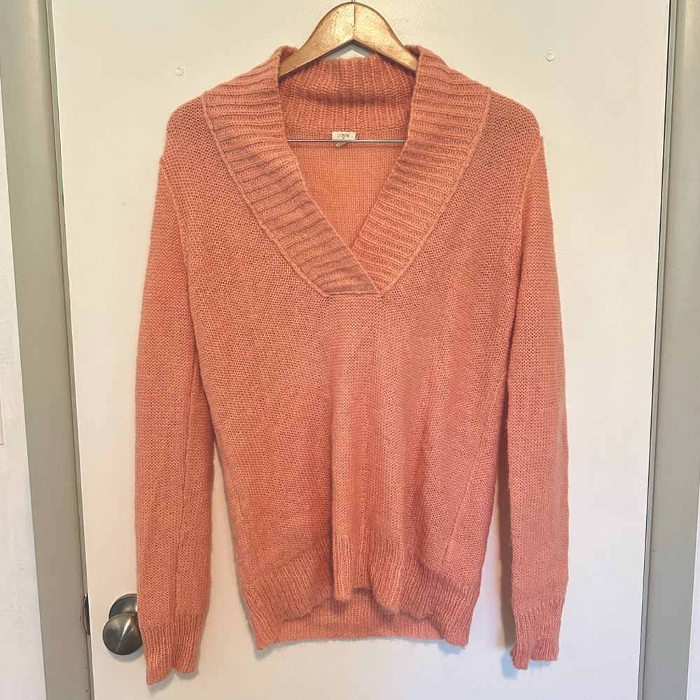 Cute oversized light pink j.crew sweater
